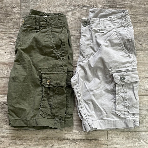 ❤️ OLD NAVY MENS CARGO SHORTS SET OF 2 SIZE 28 - Picture 2 of 11